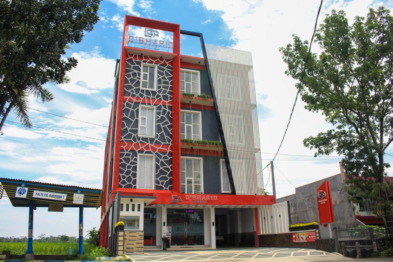 D'Shario Hotel Kepanjen Маланг Екстериор снимка